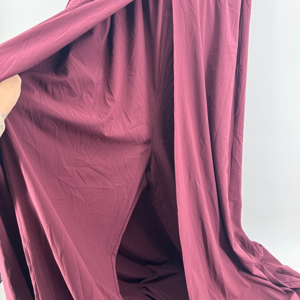 Halara Breezeful Sleeveless Quick Dry Overlay Jumpsuit with Pockets XL Burgundy - Picture 9 of 12